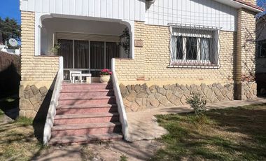 Se Vende Chalet de categoría en Carlos Paz