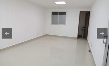 SE VENDE EXCELENTE OFICINA DE NEGOCIOS EN GUADALUPE PLAZA