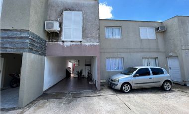 VENTA DUPLEX 3 DORMITORIOS ZONA ESCUELA EL CRISTO