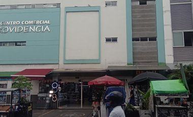 Excelente oportunidad venta! local comercial ubicado en el centro comercial providencia  30m2. Cod V6780