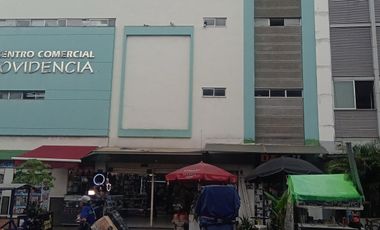 Excelente oportunidad venta! local comercial ubicado en el centro comercial providencia  30m2. Cod V6780