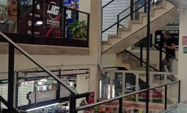 Excelente oportunidad venta! local comercial ubicado en el centro comercial providencia  30m2. Cod V6780