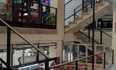 Excelente oportunidad venta! local comercial ubicado en el centro comercial providencia  30m2. Cod V6780