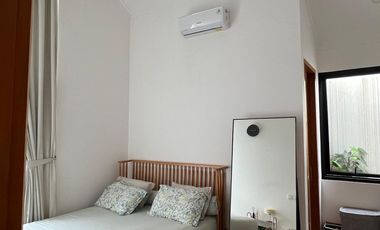 Rumah 5 Kamar Tidur Siap KPR 19 Menit ke Pamulang Square J-39141