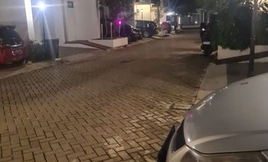 Rumah 5 Kamar Tidur Siap KPR 19 Menit ke Pamulang Square J-39141