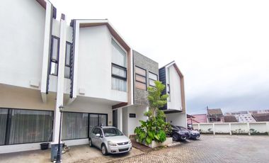 Rumah 5 Kamar Tidur Siap KPR 19 Menit ke Pamulang Square J-39141