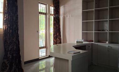 Rumah Hook Semi Furnish Cluster Alamanda Di JGC Jakarta Timur