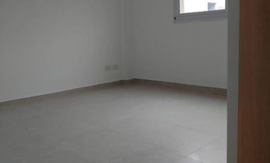 Venta Departamento Ituzaingó Sur Con Cochera.