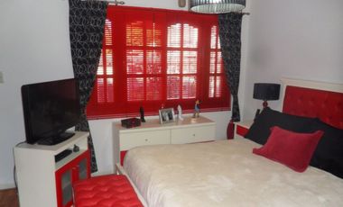 Duplex en Venta Villa Sarmiento / Moron (A120 3060)