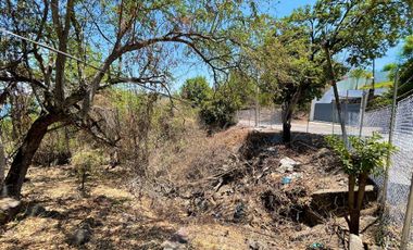 Terreno en Tequesquitengo con Vista al Lago