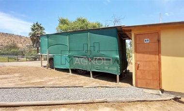 Casa en venta de 6 dorm. en Curacaví