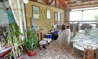 Casa en venta de 6 dorm. en Curacaví