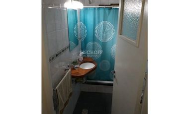 CASA + DÚPLEX EN PLENO CENTRO – IDEAL INVERSIÓN / USO MULTIFAMILIAR
