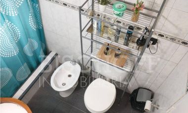CASA + DÚPLEX EN PLENO CENTRO – IDEAL INVERSIÓN / USO MULTIFAMILIAR