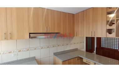🏡 Alquilo Departamento En Cayma – Excelente Ubicación A 1 Cuadra De La Av. Ejército 🌟