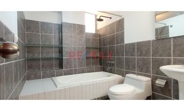 🏡 Alquilo Departamento En Cayma – Excelente Ubicación A 1 Cuadra De La Av. Ejército 🌟