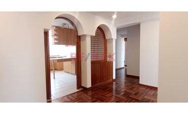 🏡 Alquilo Departamento En Cayma – Excelente Ubicación A 1 Cuadra De La Av. Ejército 🌟