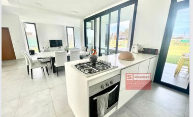 Alquiler de casa AMOBLADA en TERRALAGOS