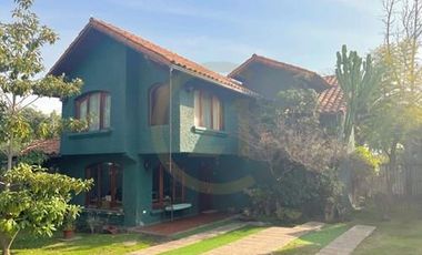 Se vende casa en La Reina, Sur-Oriente de Santiago