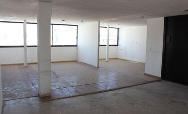 Edificio en renta para oficinas col. Huexotitla, zona plaza Dorada, Puebla.