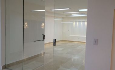 Se alquila lujosa oficina con o sin muebles Punta Pacifica