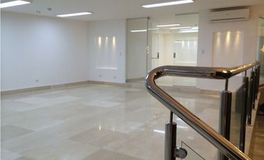 Se alquila lujosa oficina con o sin muebles Punta Pacifica