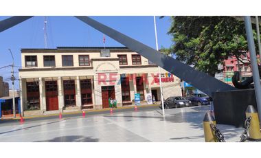 SE VENDE TERRENO URBANO CON UNA EXCELENTE  UBICACION, PUES SE ENCUENTRA  EN UNA ESQUINA DE LA URB. LA RIVERA DE 153.34m2, IDEAL PARA REALIZAR SU PROYE