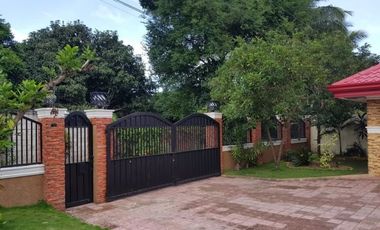 HOUSE WITH POOL FOR SALE IN VALENCIA ID 14692
