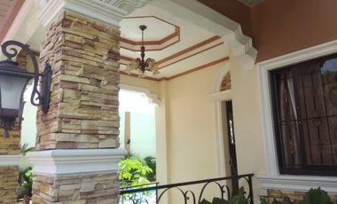 HOUSE WITH POOL FOR SALE IN VALENCIA ID 14692