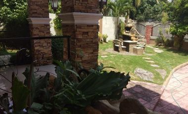 HOUSE WITH POOL FOR SALE IN VALENCIA ID 14692