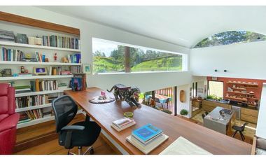 Espectacular casa a 10 minutos de San Antonio de Pereira en unidad.