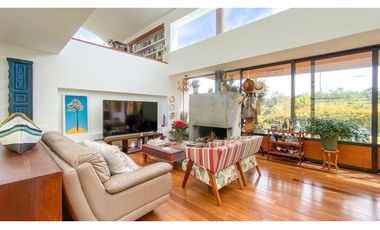 Espectacular casa a 10 minutos de San Antonio de Pereira en unidad.