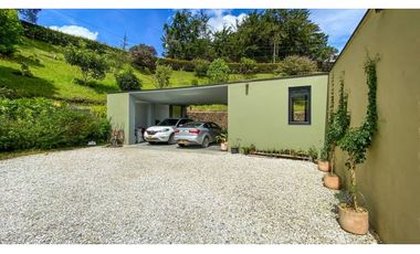 Espectacular casa a 10 minutos de San Antonio de Pereira en unidad.