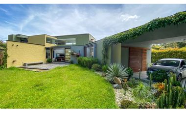 Espectacular casa a 10 minutos de San Antonio de Pereira en unidad.