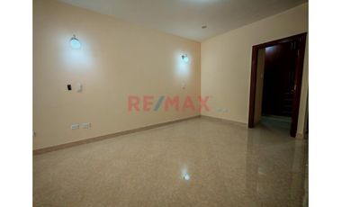 🚨 Casa De Estreno En Av. Loreto – Zona Altamente Comercial