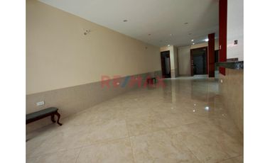 🚨 Casa De Estreno En Av. Loreto – Zona Altamente Comercial
