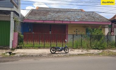Dijual Rumah Dan Juga Toko Lokasi Strategis Di Jalan Raya menganti Jeruk