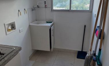 apartamento en arriendo en la tablaza. Cod A216267