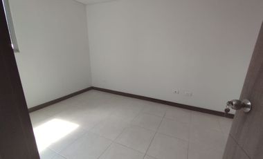apartamento en arriendo en la tablaza. Cod A216267