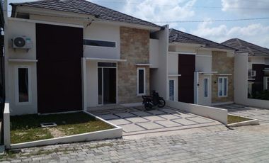 di Jual Rumah Siap Huni Jl Majalengka dekat Ke Arifin Ahmad