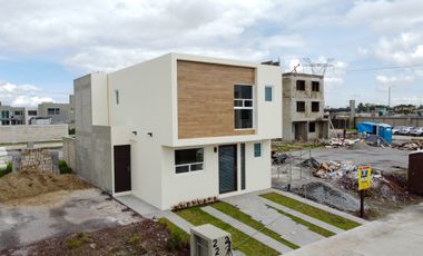 Casa Nueva en Venta dentro de Residencial en San Mateo Atenco a 40 min de Santa