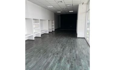 Alquiler de local comercial en costa del este (KC)