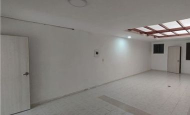 local en arriendo en tequendama. Cod A9190371