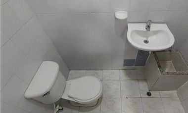 local en arriendo en tequendama. Cod A9190371