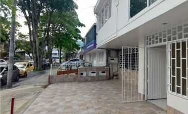 local en arriendo en tequendama. Cod A9190371