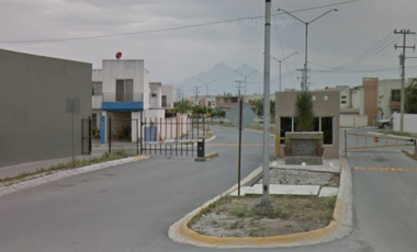 Casa en Fracc. Renaceres Residencial, Apodaca, Nuevo León. **Remate Bancario**.