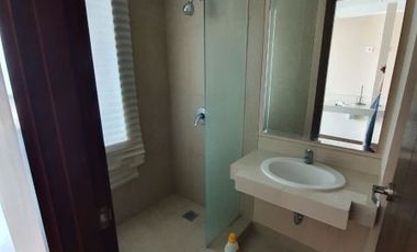 Dijual/Disewakan Apartemen U- Residence 3 Lippo Karawaci Tangerang Studio Lantai 57 Murah
