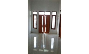Rumah baru siap huni minimalis tengah kota Brebes Jawa tengah
