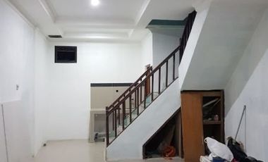 Disewakan Ruko atau Kantor 2 Lantai di Perbatasan Jakarta Timur dan Bintara