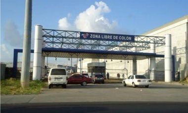 SE VENDE OFICINA EN ZONA LIBRE DE COLON-3092DM